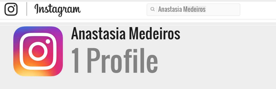 Anastasia Medeiros instagram account